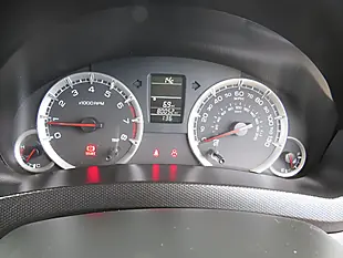 Used 2015 Suzuki Swift SZ3 Red - Interior and Exterior details 11