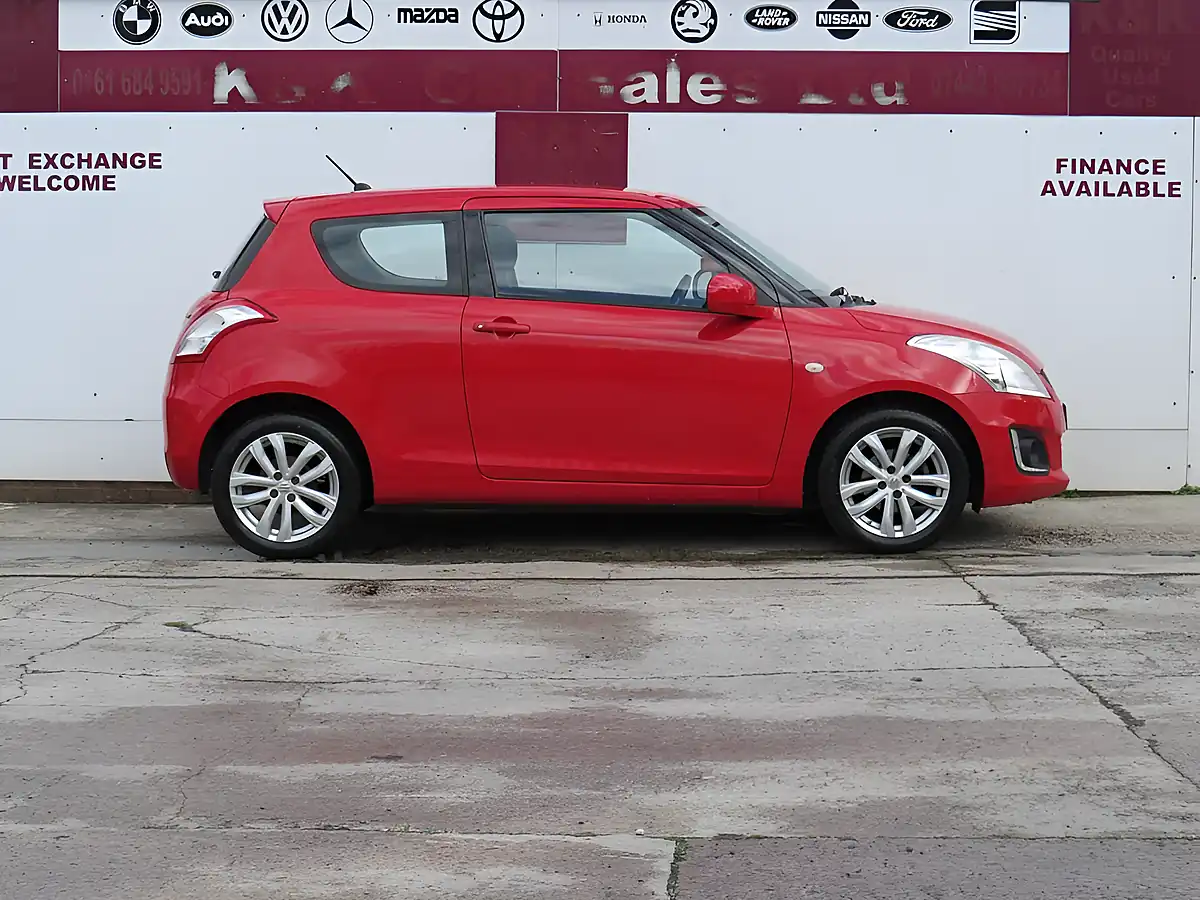 Used 2015 Suzuki Swift SZ3 Red - Interior and Exterior details 3