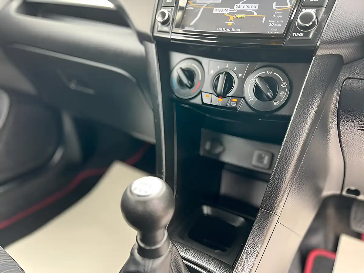 Used 2015 Suzuki Swift SZ3 White - Interior and Exterior details 15