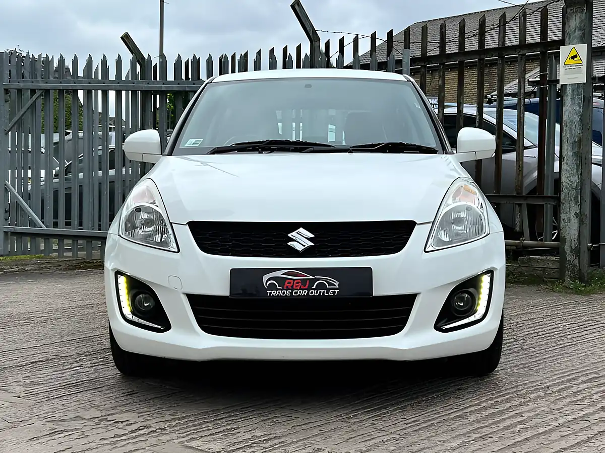 Used 2015 Suzuki Swift SZ3 White - Interior and Exterior details 6
