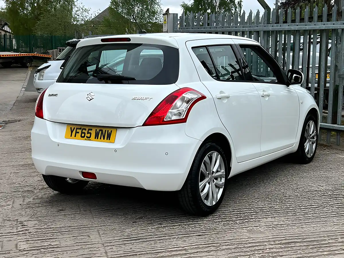 Used 2015 Suzuki Swift SZ3 White - Interior and Exterior details 9