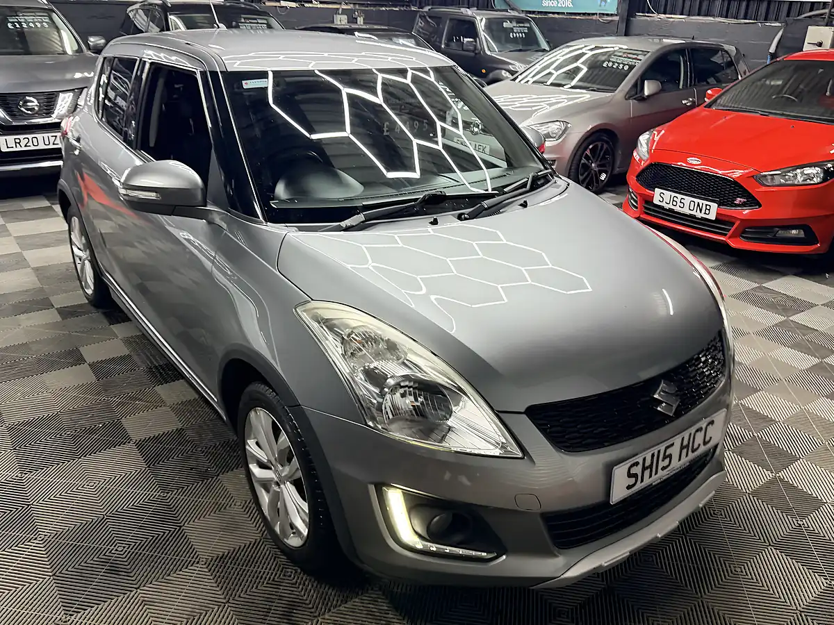 Used 2015 Suzuki Swift SZ4 Grey - Interior and Exterior details 6
