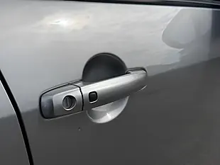 Used 2015 Suzuki Swift SZ4 Silver - Interior and Exterior details 11