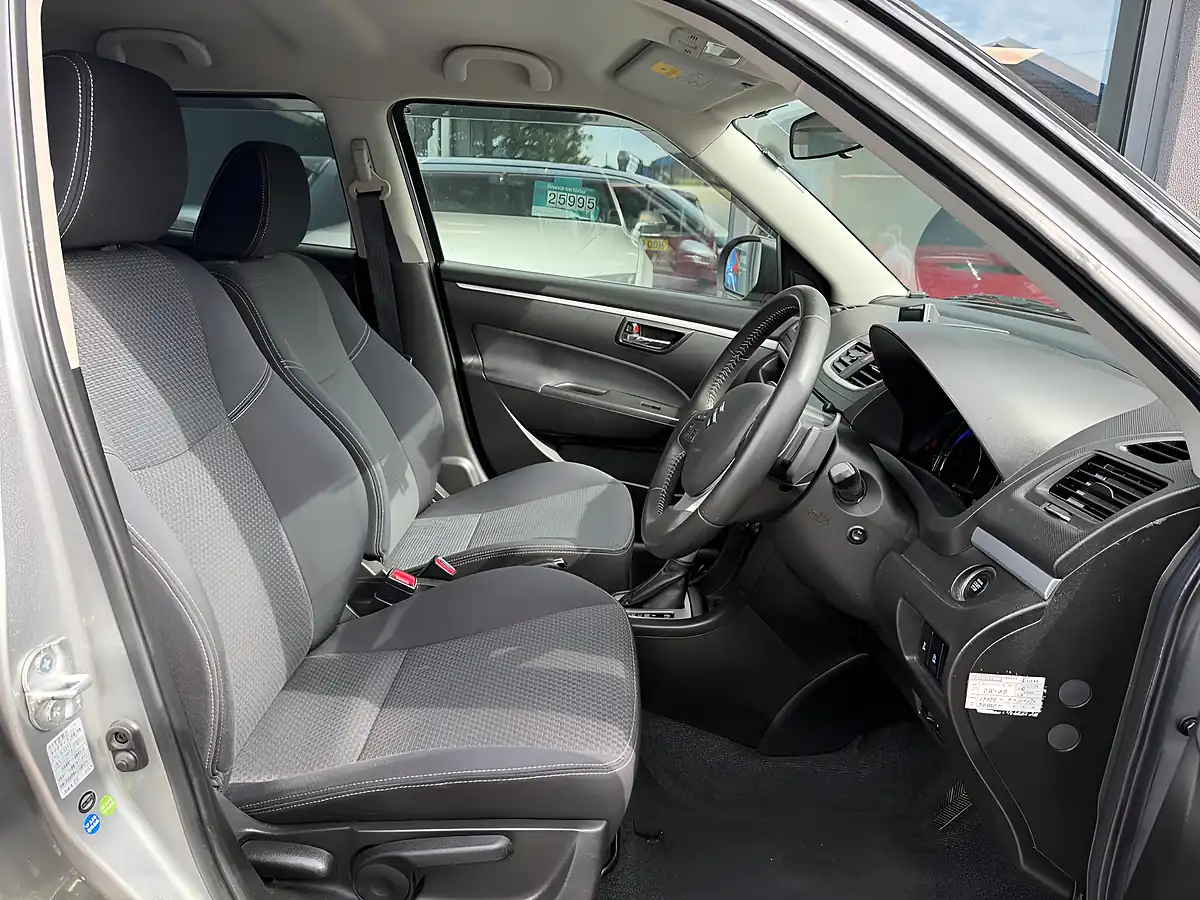 Used 2015 Suzuki Swift SZ4 Silver - Interior and Exterior details 13
