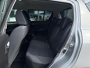 Used 2015 Suzuki Swift SZ4 Silver - Interior and Exterior details 17