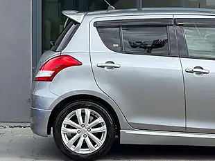 Used 2015 Suzuki Swift SZ4 Silver - Interior and Exterior details 7