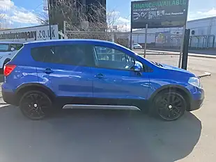 Used 2015 Suzuki SX4 S-Cross Sz-T Blue - Interior and Exterior details 7