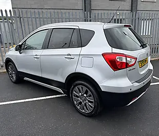 Used 2015 Suzuki SX4 S-Cross Sz-T Silver - Interior and Exterior details 4