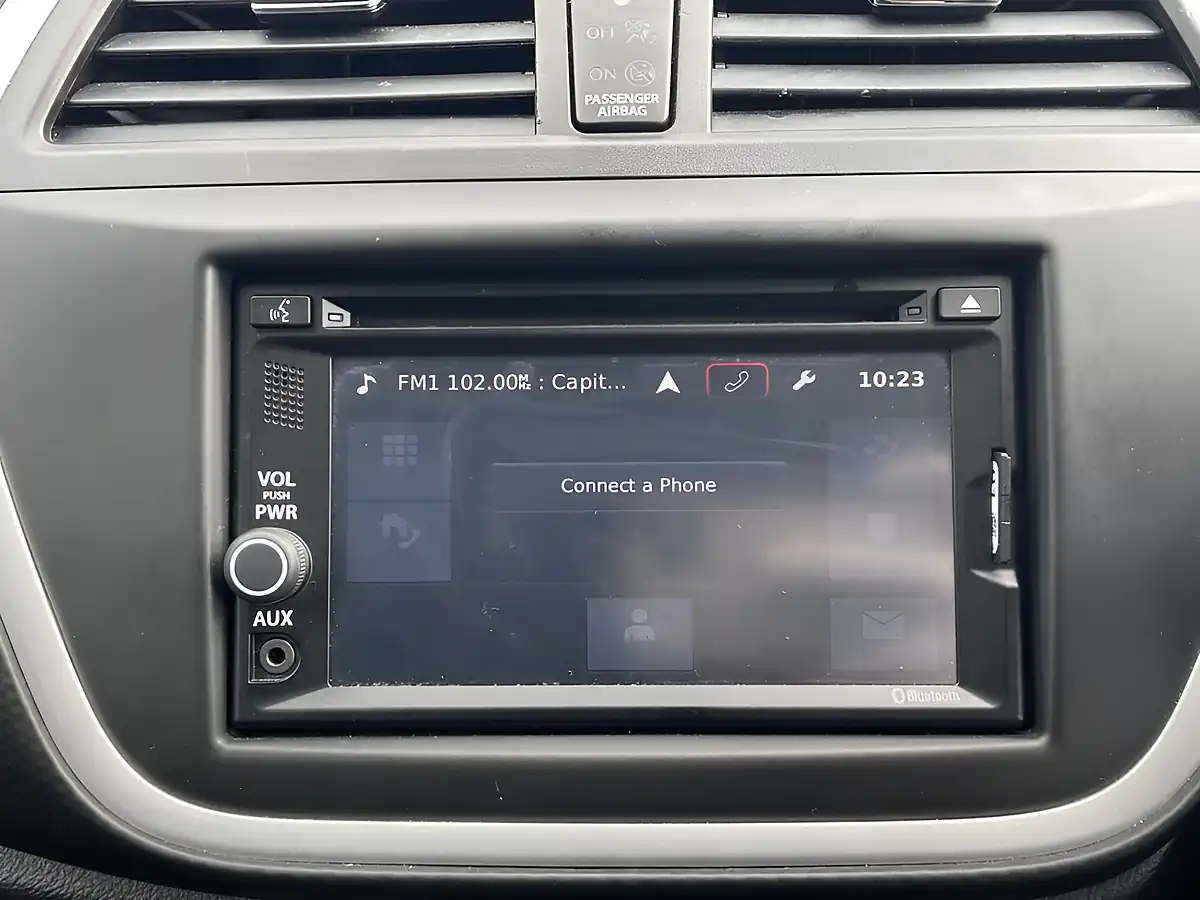 Used 2015 Suzuki Sx4 S-Cross Sz-T Silver - Interior and Exterior details 16
