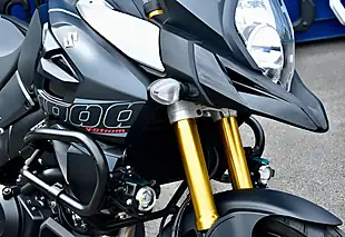 Used 2015 Suzuki V-Strom 1000 Adventure Black - Interior and Exterior details 12