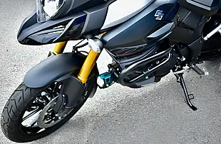 Used 2015 Suzuki V-Strom 1000 Adventure Black - Interior and Exterior details 14