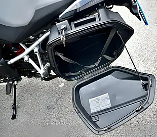 Used 2015 Suzuki V-Strom 1000 Adventure Black - Interior and Exterior details 20