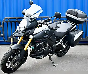 Used 2015 Suzuki V-Strom 1000 Adventure Black - Interior and Exterior details 4