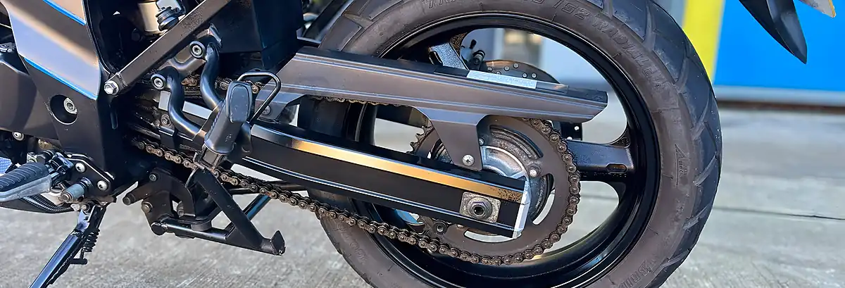 Used 2015 Suzuki V-Strom - Interior and Exterior details 9