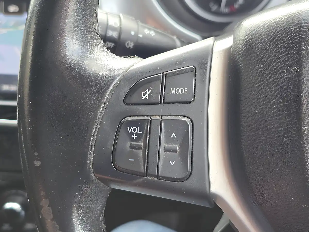 Used 2015 Suzuki Vitara Sz-T Black - Interior and Exterior details 15