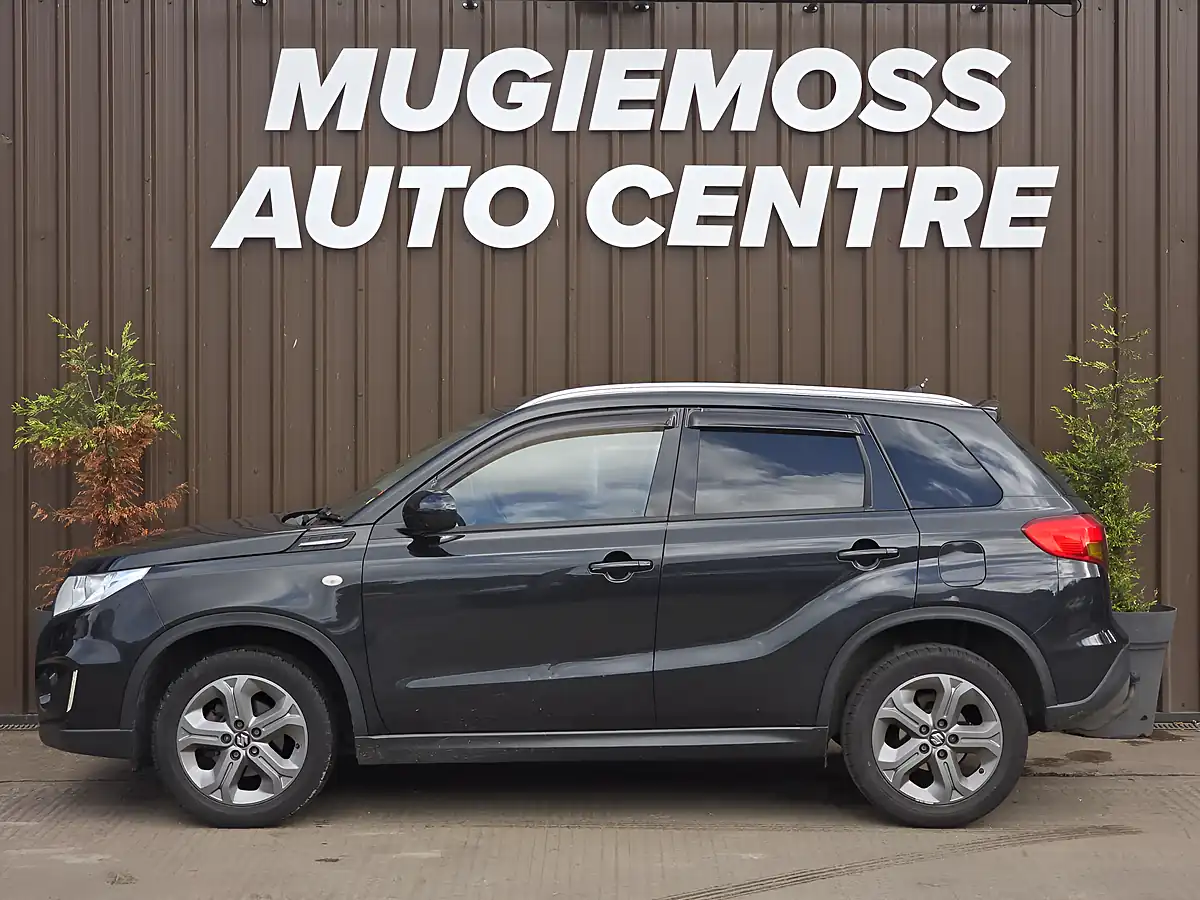 Used 2015 Suzuki Vitara Sz-T Black - Interior and Exterior details 4
