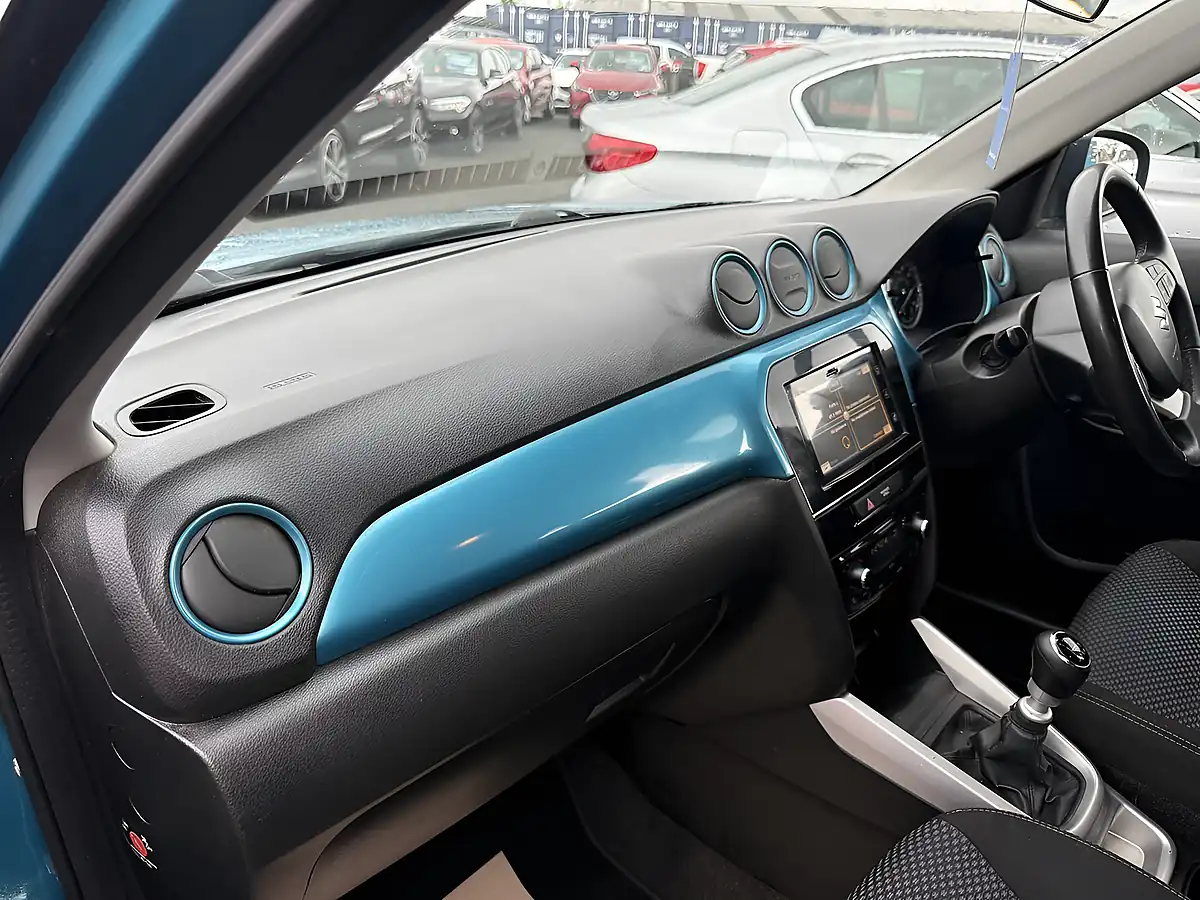 Used 2015 Suzuki Vitara Sz-T Blue - Interior and Exterior details 10