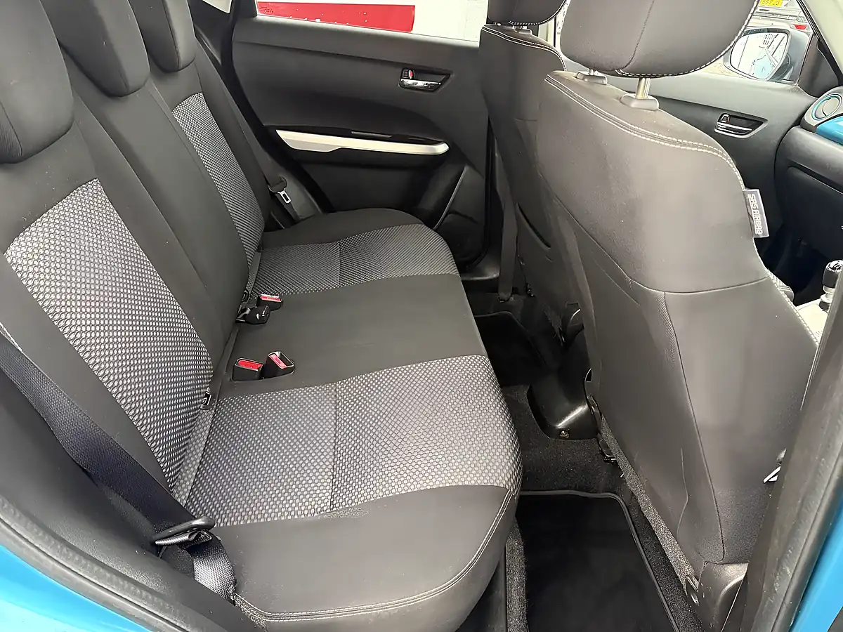 Used 2015 Suzuki Vitara Sz-T Blue - Interior and Exterior details 12