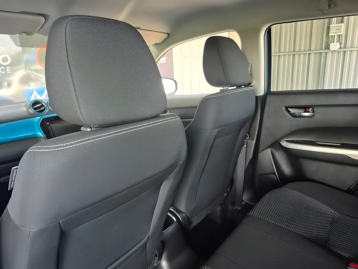 Used 2015 Suzuki Vitara Sz-T Blue - Interior and Exterior details 15