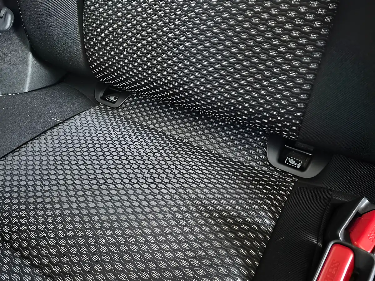 Used 2015 Suzuki Vitara Sz-T Blue - Interior and Exterior details 17
