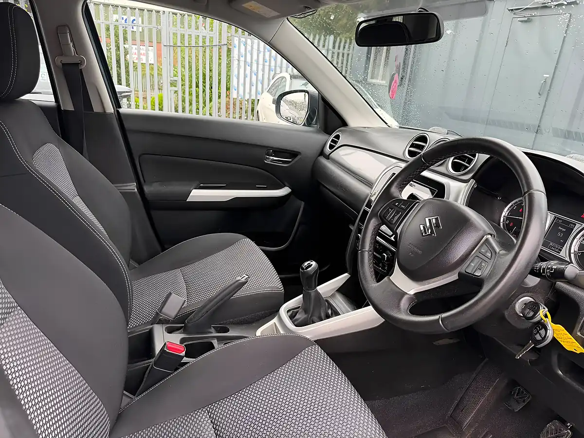 Used 2015 Suzuki Vitara Sz-T Blue - Interior and Exterior details 10