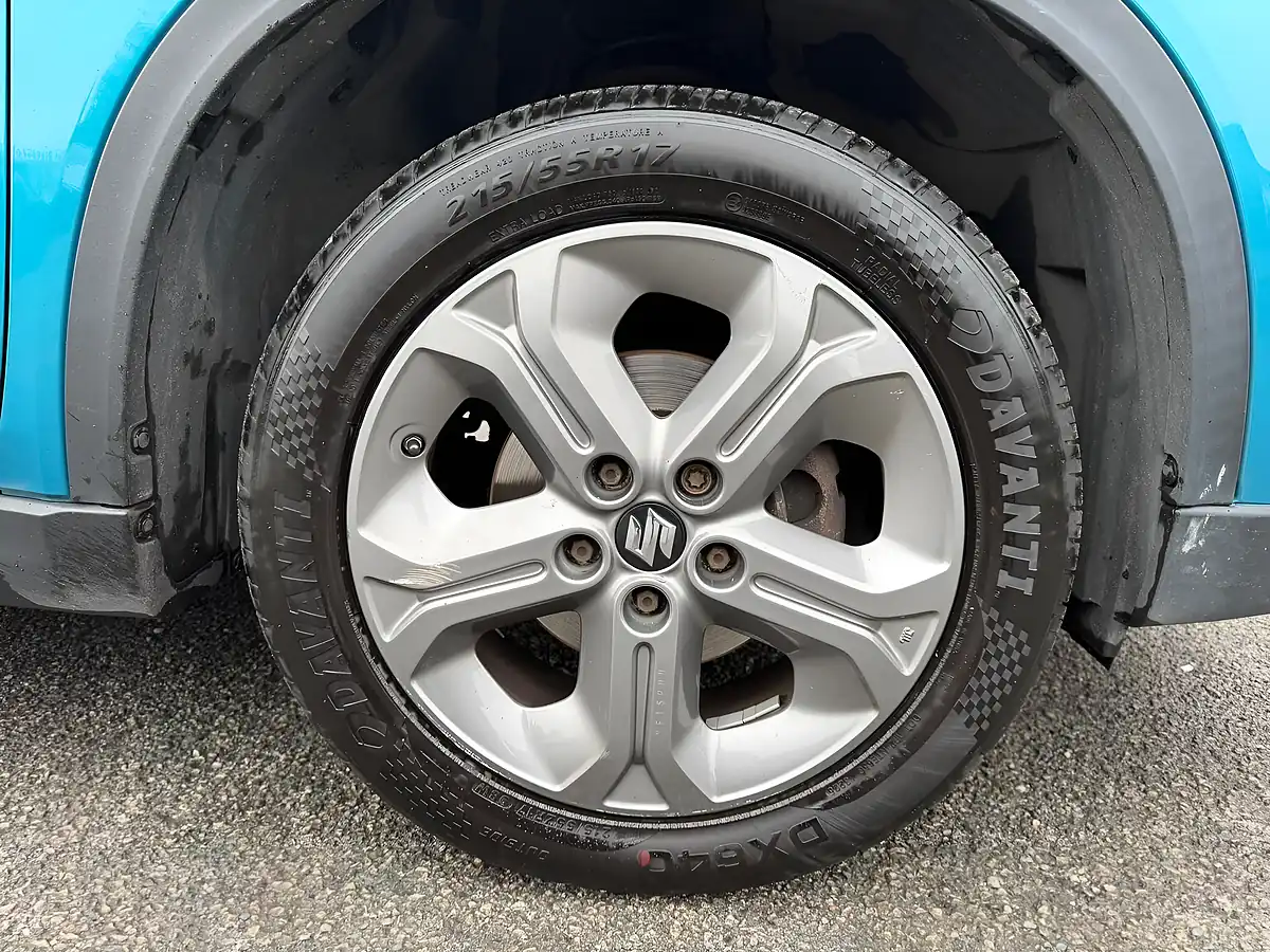 Used 2015 Suzuki Vitara Sz-T Blue - Interior and Exterior details 14