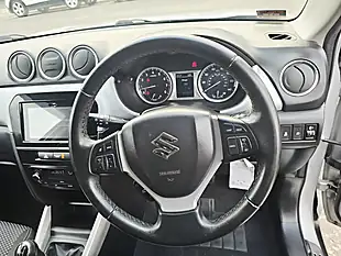 Used 2015 Suzuki Vitara Sz-T Silver - Interior and Exterior details 15