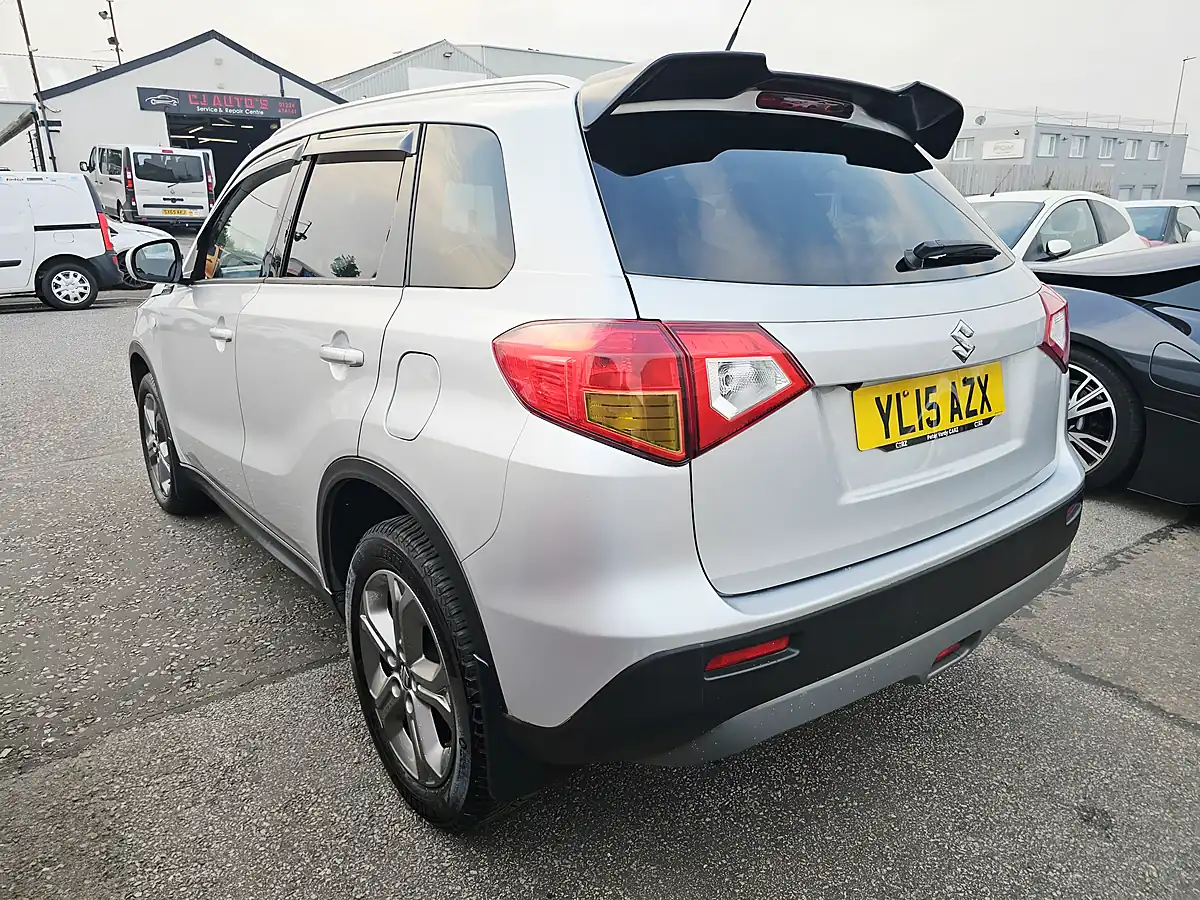 Used 2015 Suzuki Vitara Sz-T Silver - Interior and Exterior details 2