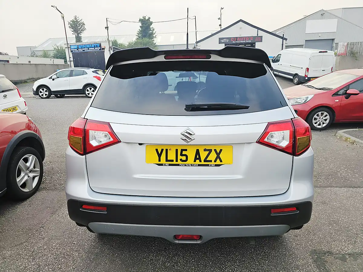 Used 2015 Suzuki Vitara Sz-T Silver - Interior and Exterior details 3
