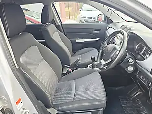 Used 2015 Suzuki Vitara Sz-T Silver - Interior and Exterior details 9
