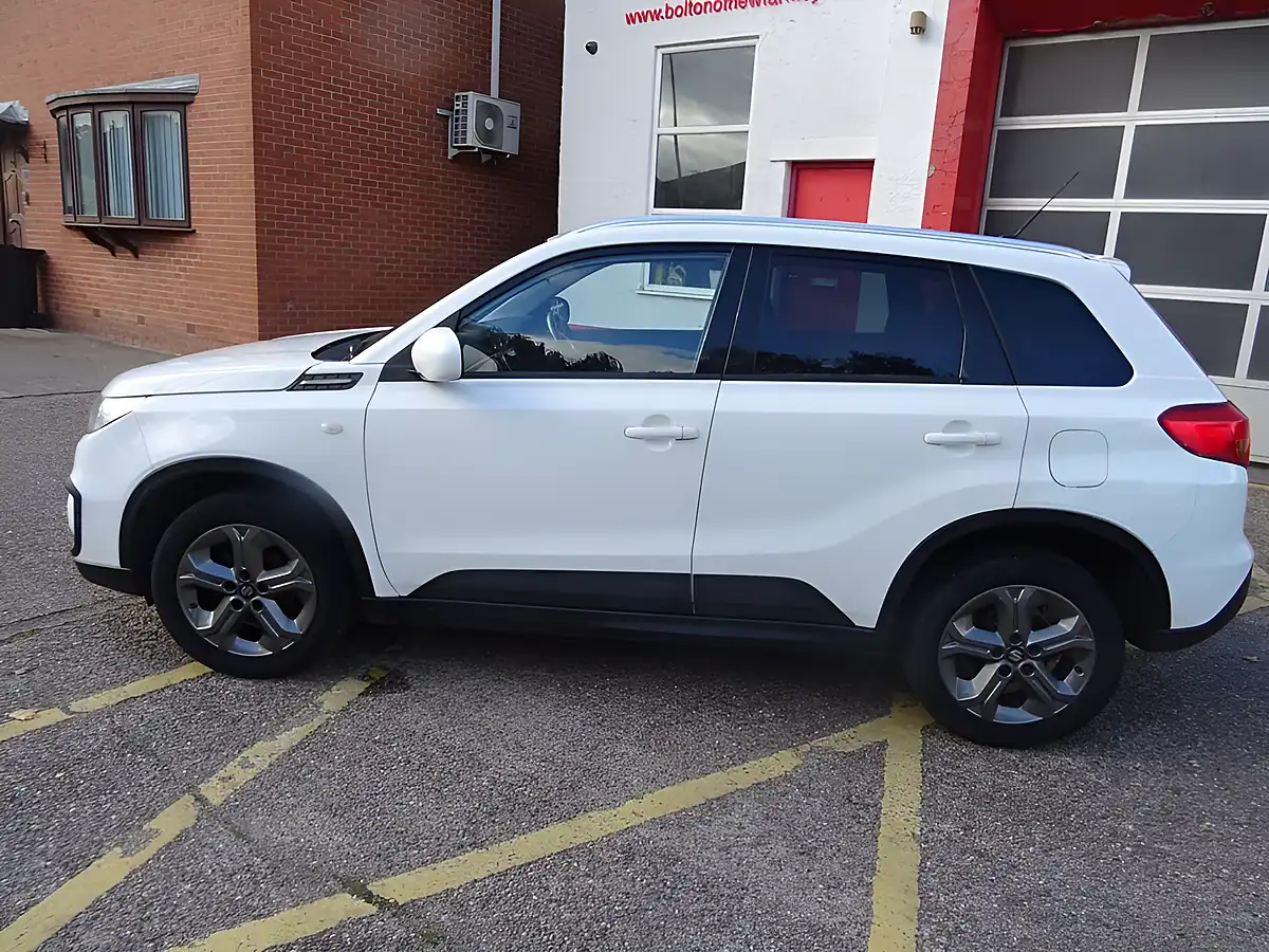Used 2015 Suzuki Vitara Sz-T White - Interior and Exterior details 17
