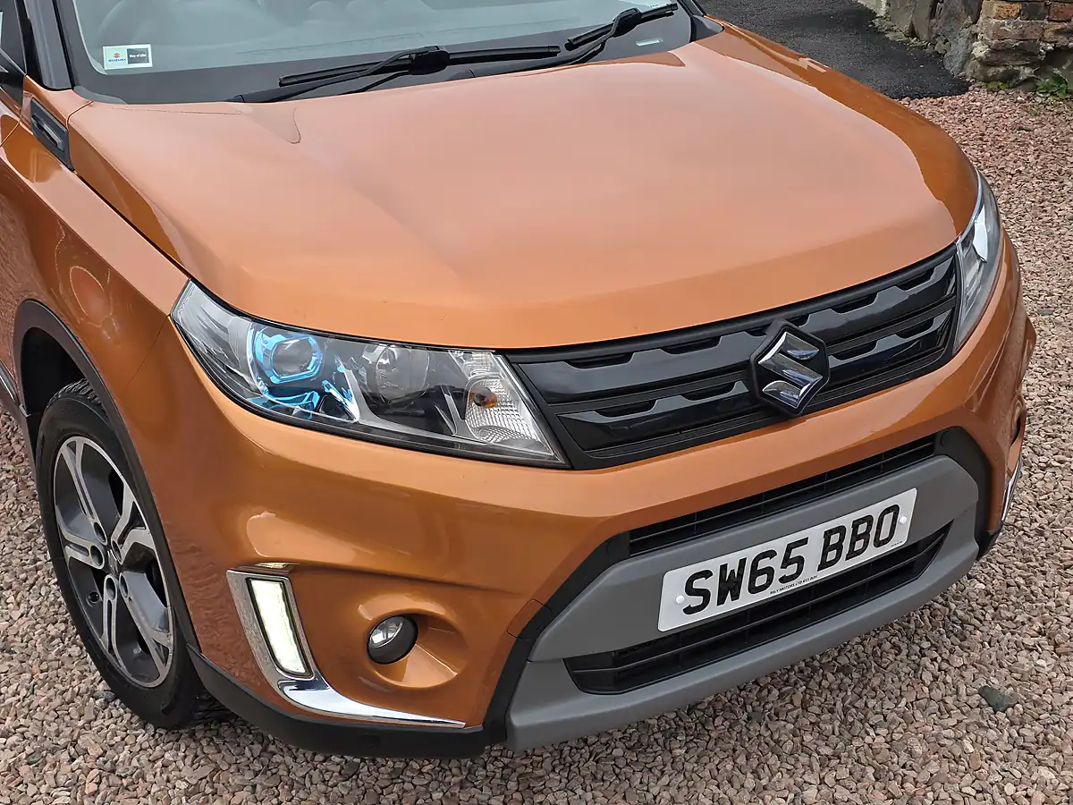 Used 2015 Suzuki Vitara SZ5 Horizon Orange Metallic - Interior and Exterior details 2