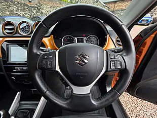 Used 2015 Suzuki Vitara SZ5 Horizon Orange Metallic - Interior and Exterior details 9