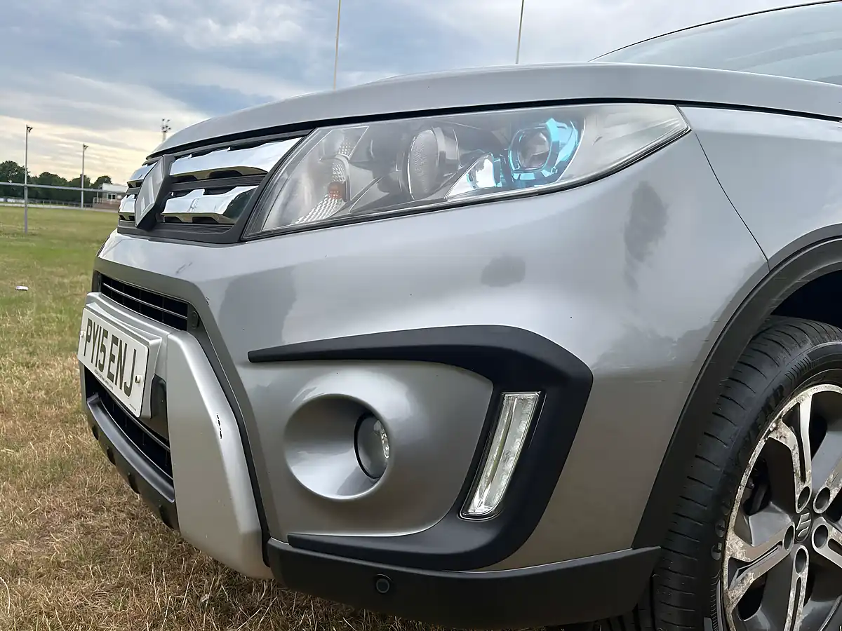 Used 2015 Suzuki Vitara SZ5 Rugged Allgrip Grey - Interior and Exterior details 10