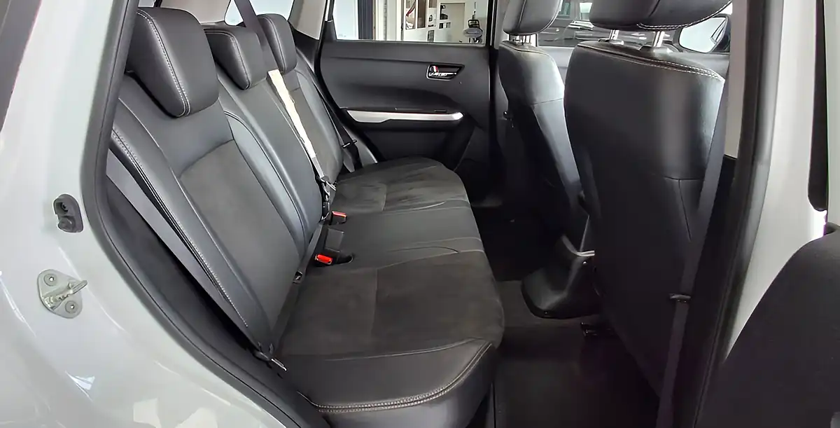 Used 2015 Suzuki Vitara SZ5 White - Interior and Exterior details 18