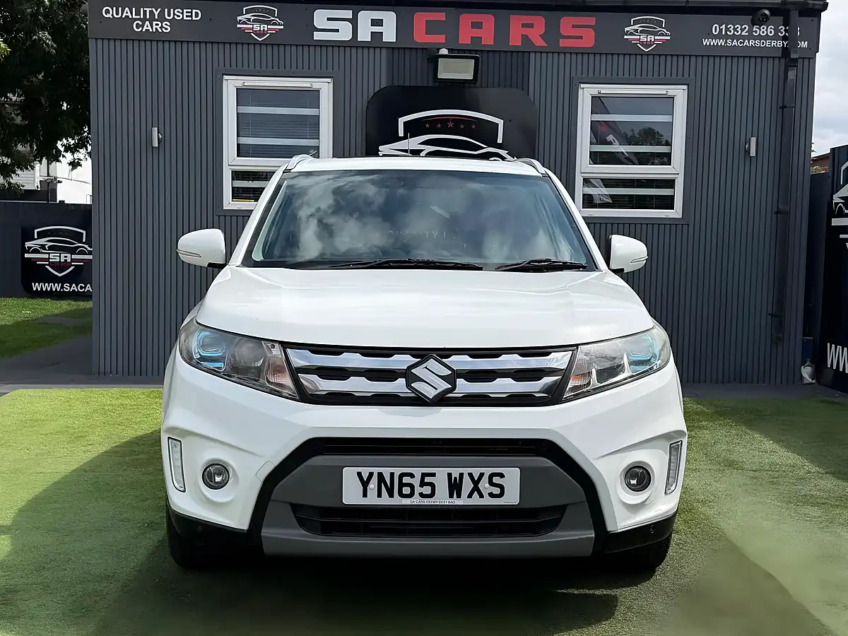 Used 2015 Suzuki Vitara SZ5 White - Interior and Exterior details 6