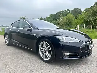 Used 2015 Tesla Model S Dual Motor Blue - Interior and Exterior details 9