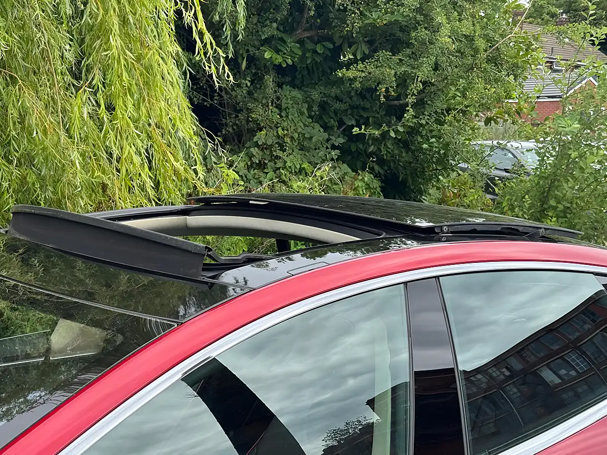 Used 2015 Tesla Model S Red - Interior and Exterior details 2