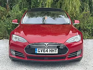 Used 2015 Tesla Model S Red - Interior and Exterior details 6