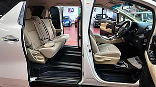 Used 2015 Toyota Alphard X White - Interior and Exterior details 12