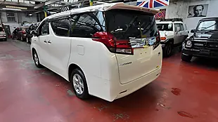 Used 2015 Toyota Alphard X White - Interior and Exterior details 18