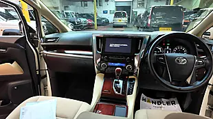 Used 2015 Toyota Alphard X White - Interior and Exterior details 6