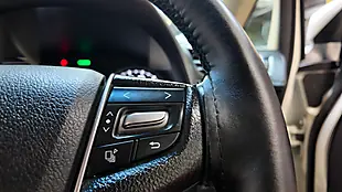 Used 2015 Toyota Alphard X White - Interior and Exterior details 8