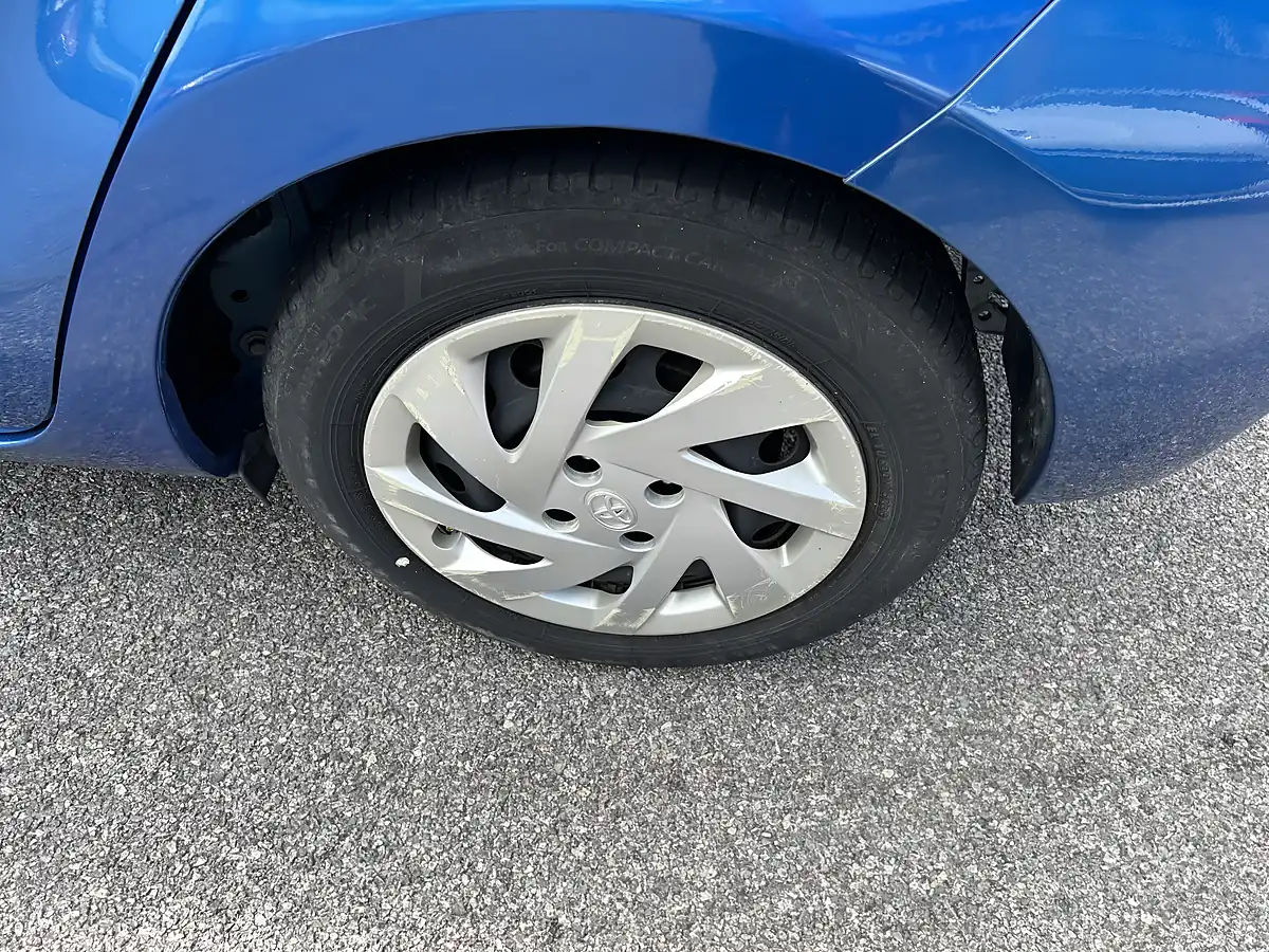 Used 2015 Toyota Aqua Blue - Interior and Exterior details 19