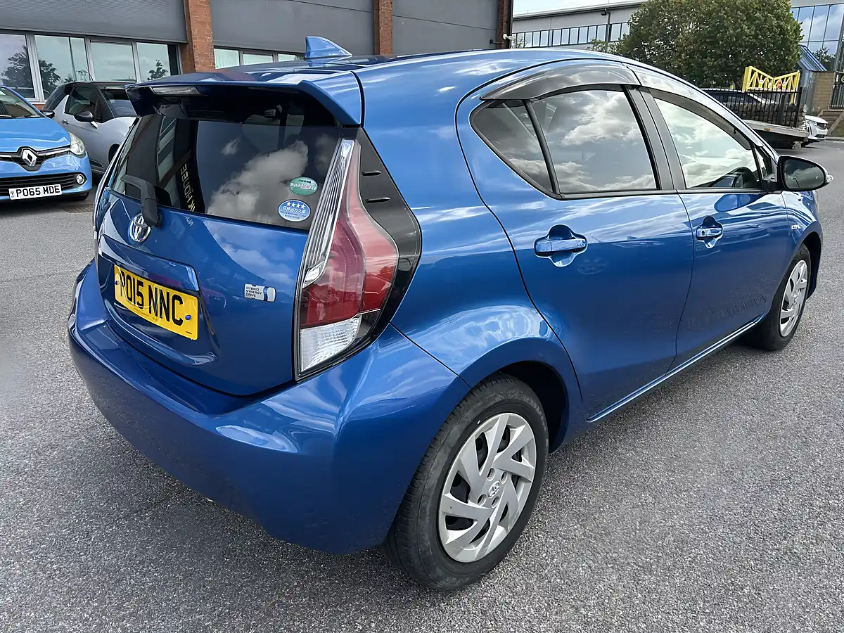 Used 2015 Toyota Aqua Blue - Interior and Exterior details 8