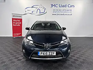 Used 2015 Toyota Auris Excel Grey - Interior and Exterior details 3