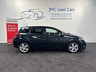 Used 2015 Toyota Auris Excel Grey - Interior and Exterior details 4