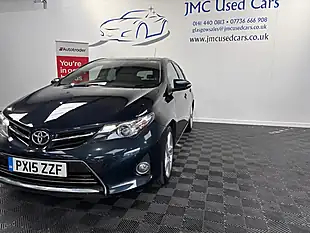 Used 2015 Toyota Auris Excel Grey - Interior and Exterior details 7
