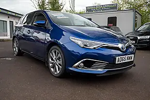 Used 2015 Toyota Auris Excel Nautical Blue - Interior and Exterior details 10