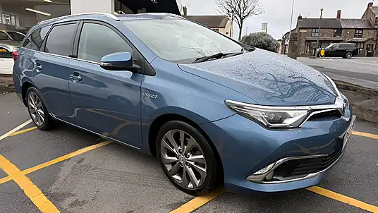 2015 Toyota Auris Excel Touring Sports